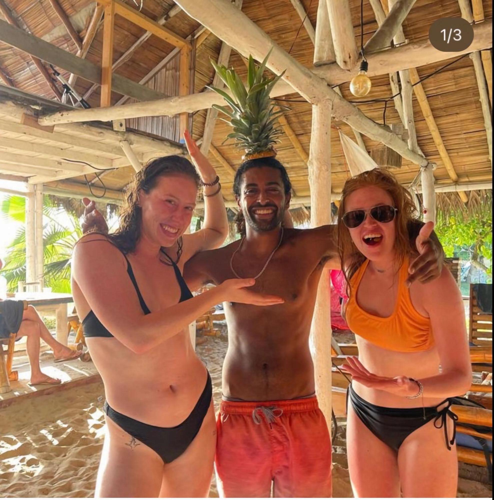 Kamala Surf & Backpacker Hostel Montañita エクステリア 写真