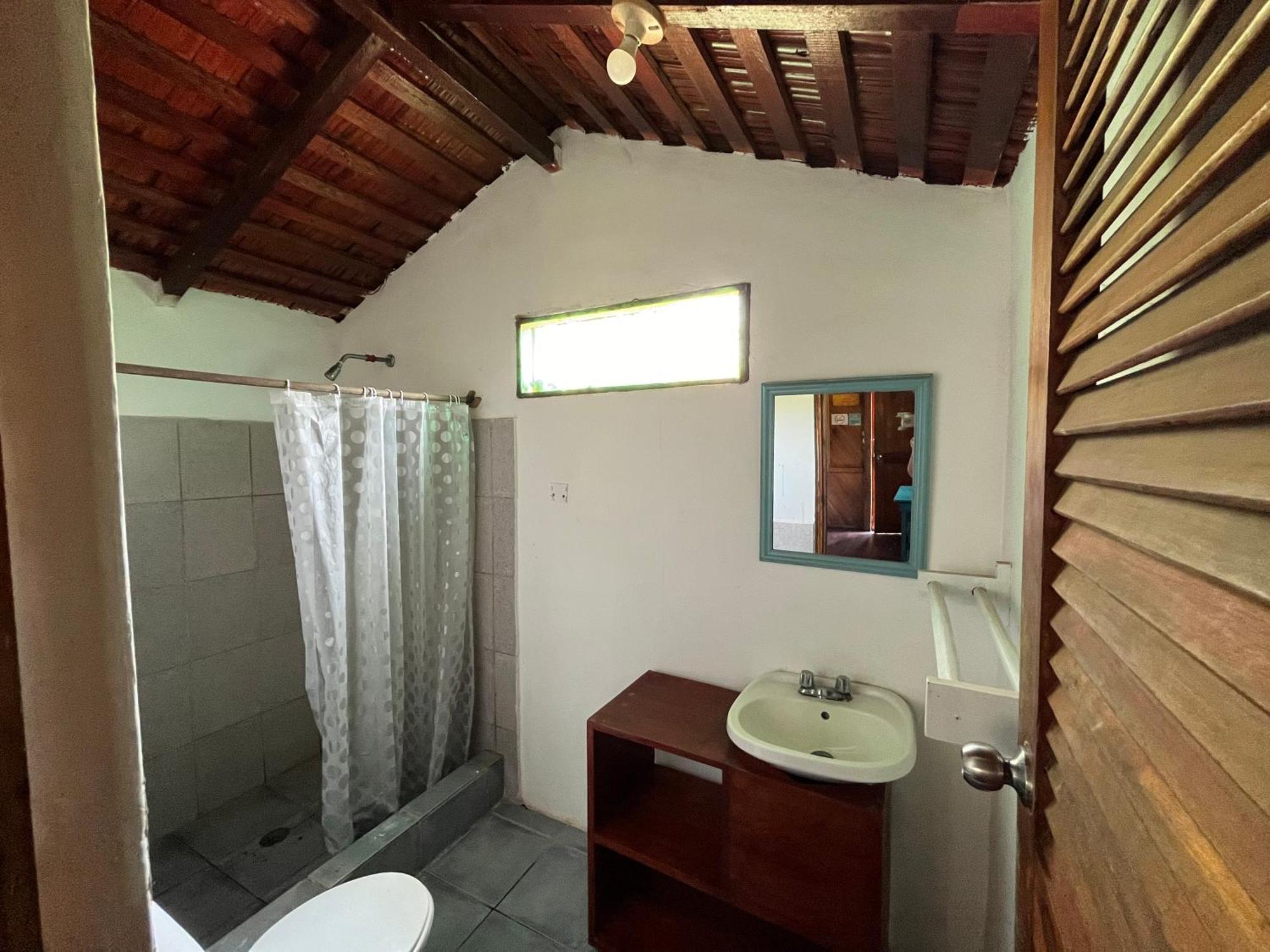 Kamala Surf & Backpacker Hostel Montañita 部屋 写真